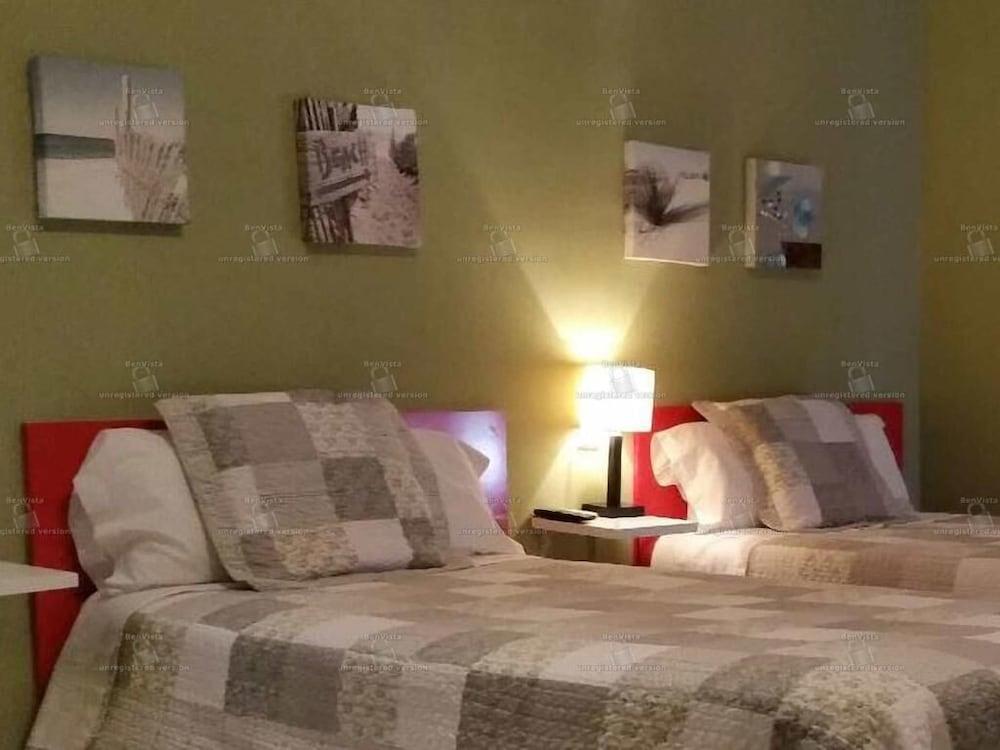 Hostal Aravaca Garden Мадрид Екстериор снимка