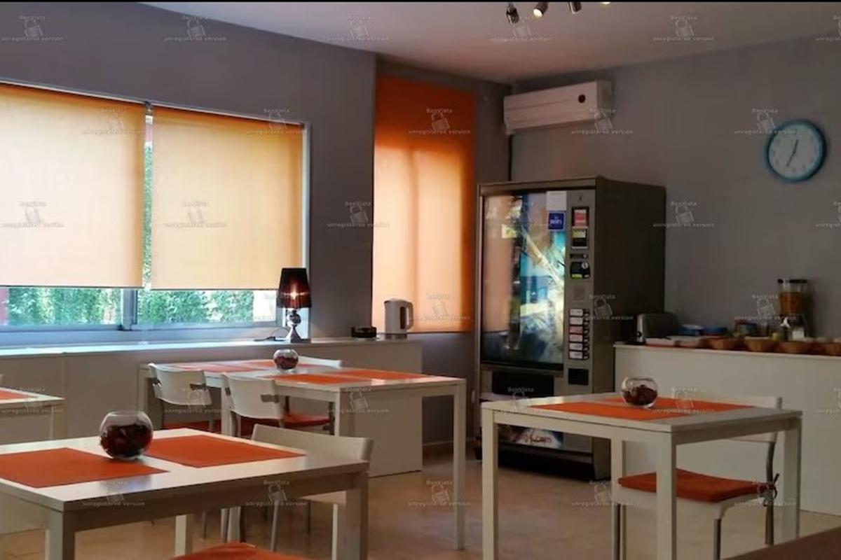 Hostal Aravaca Garden Мадрид Екстериор снимка